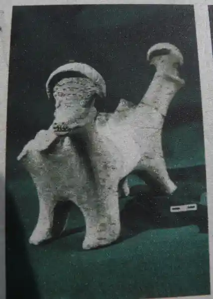 Double protome terracotta figurine Double protome terracotta figurine